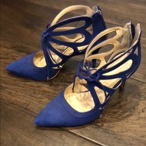 Vince Camuto Blue lace up heels size 7.5